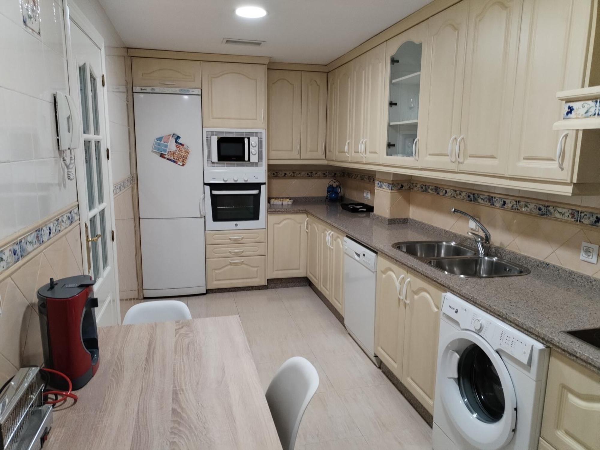 Apartamento Con Parking Privado Gratis Incluido コルドバ エクステリア 写真